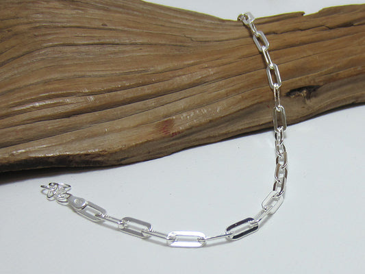 fine sterling silver paperclip bracelet. 925 Silver Canterbury