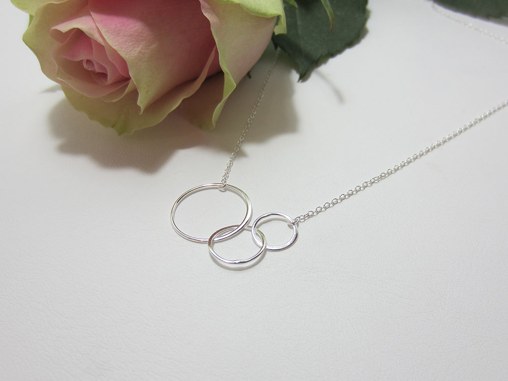 sterling silver asymmetric circles necklace